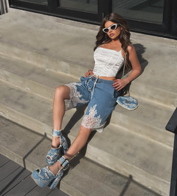 Chanel West Coast instagram post 487116