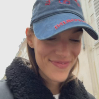 Charlotte Cardin instagram pic #485517