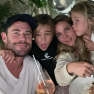 Chris Hemsworth instagram pic #490588