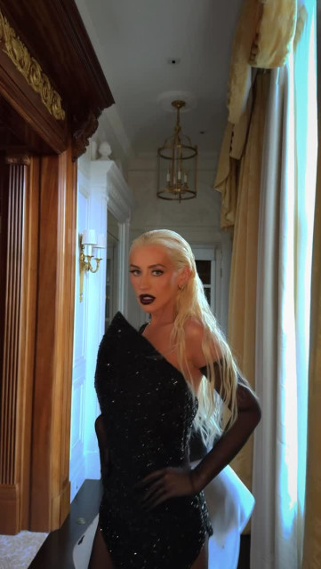 Christina Aguilera instagram post 494224