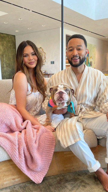 Christine Teigen instagram post 493752