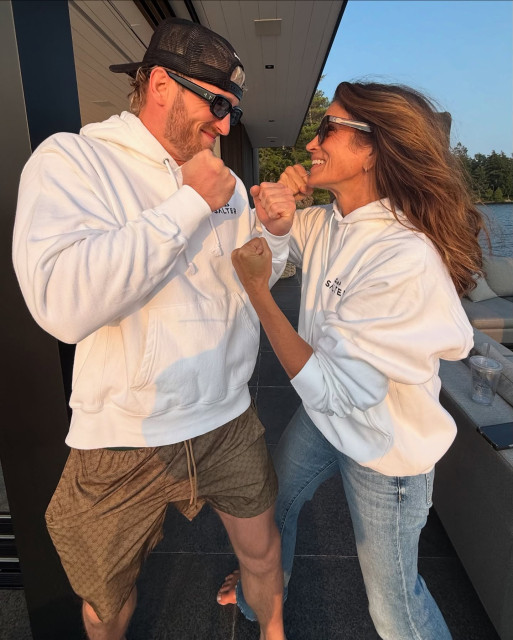 Cindy Crawford instagram post 493433