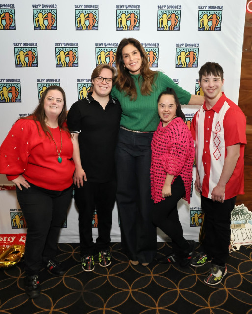 Cindy Crawford instagram post 498016