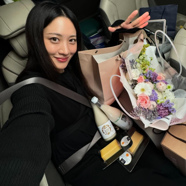 Claudia Kim instagram post 485259