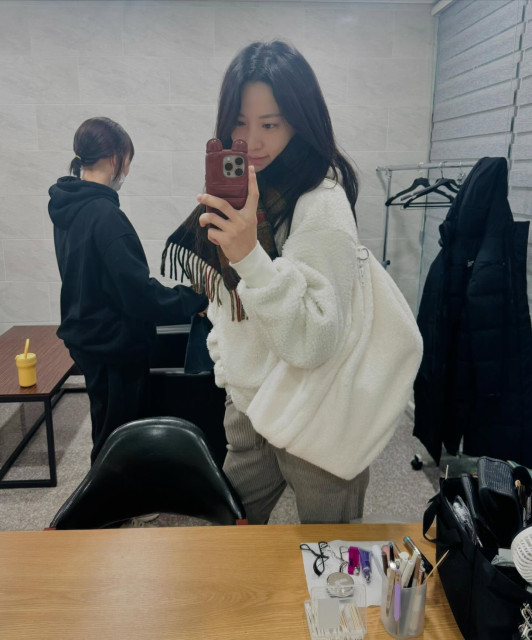 Claudia Kim instagram post 485954