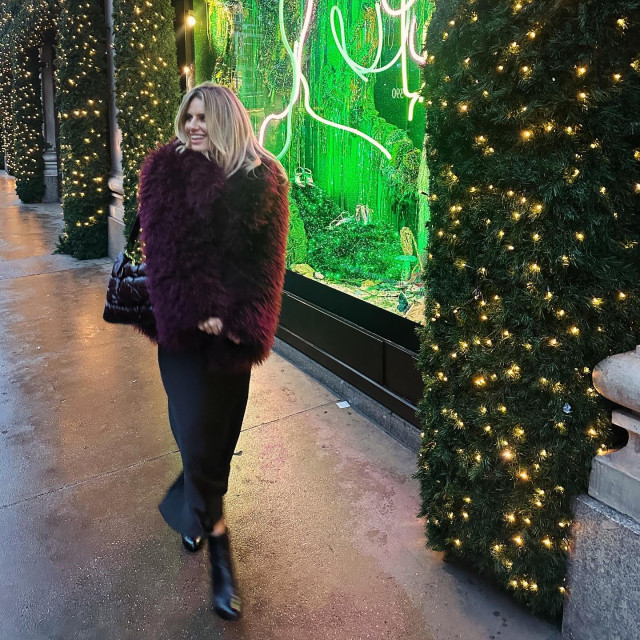 Danielle Armstrong instagram post 482854