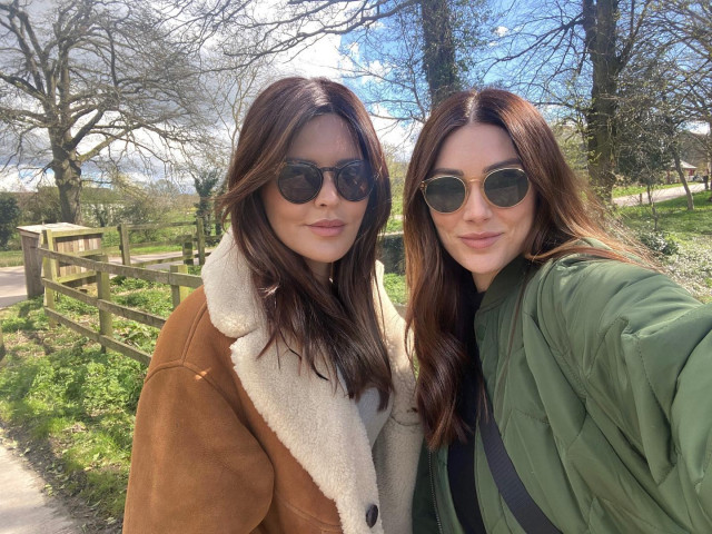 Danielle Bux instagram post 464184