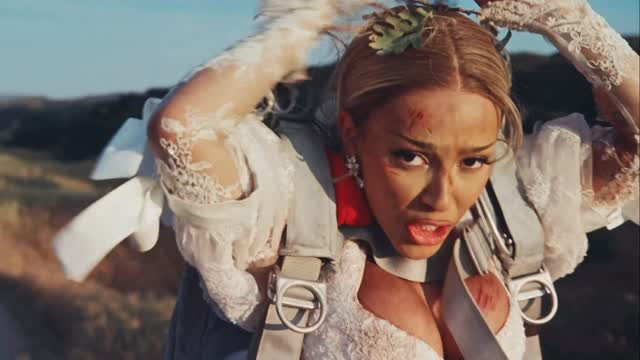 Doja Cat instagram post 496097