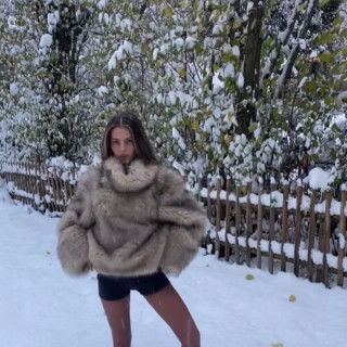 Eliana Jones instagram pic #482206