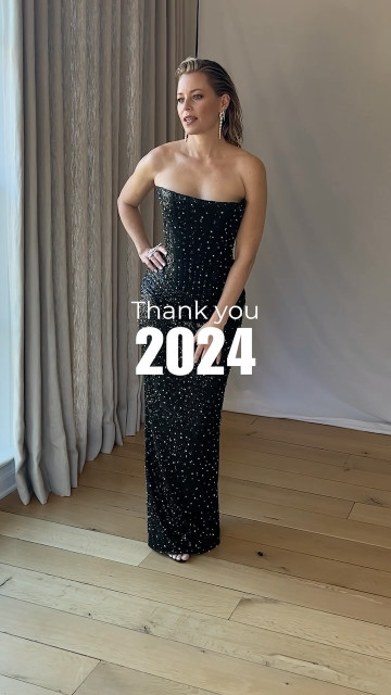 Elizabeth Banks instagram post 483848