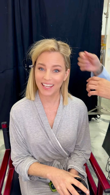 Elizabeth Banks instagram post 487983