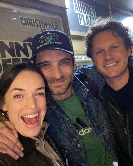 Elizabeth Henstridge instagram post 453712
