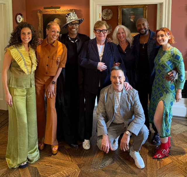 Elton John instagram post 492394