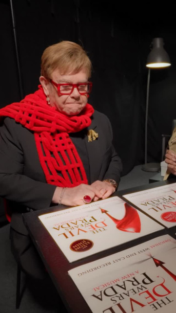 Elton John instagram post 496075