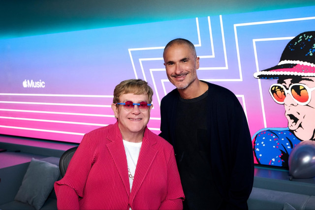 Elton John instagram post 497274