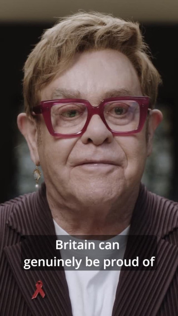 Elton John instagram post 497990