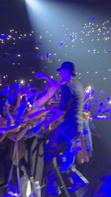 Enrique Iglesias instagram post 496740