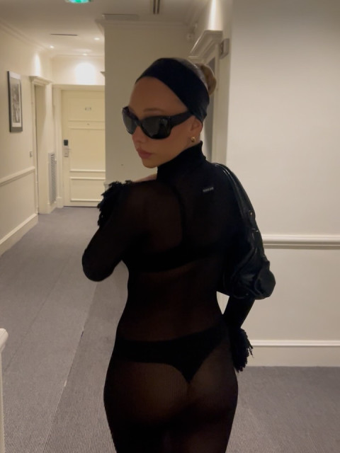 Ester Exposito instagram post 496306