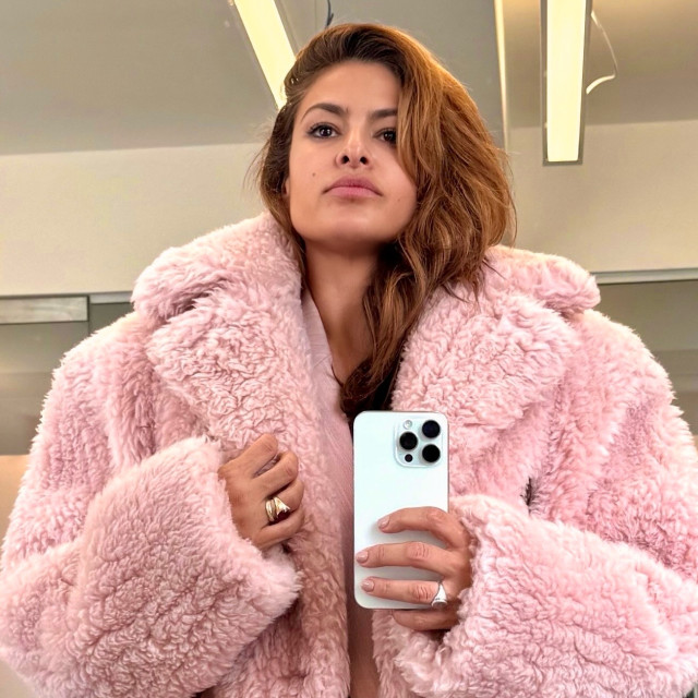 Eva Mendes instagram post 495525