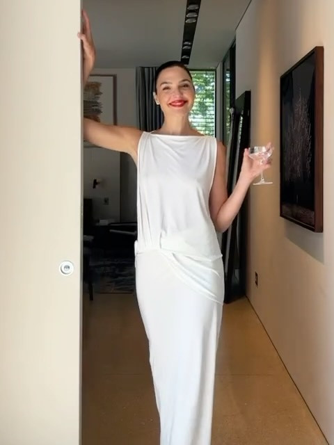 Gal Gadot instagram post 498528