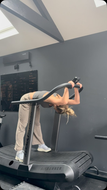 Gemma Atkinson instagram post 483544