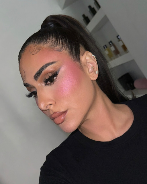 Huda Kattan instagram post 496994