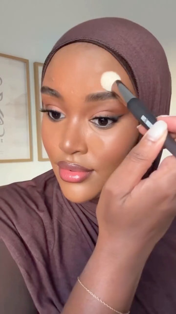 Huda Kattan instagram post 498727