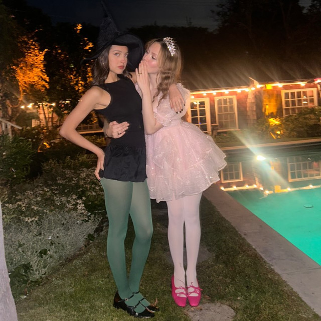 Iris Apatow instagram post 479467