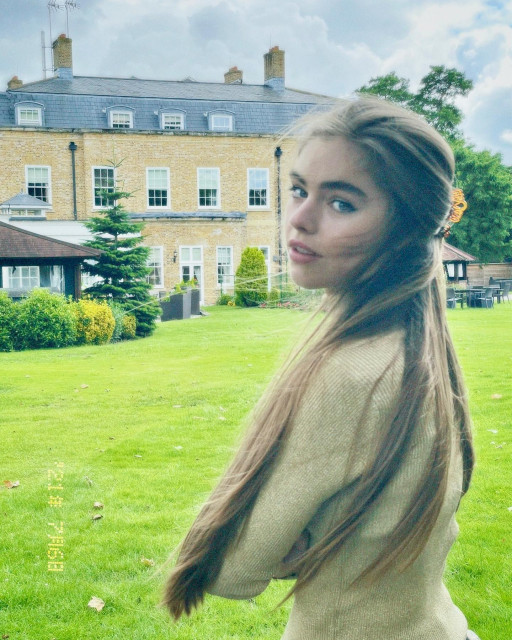 Jade Weber instagram post 453417