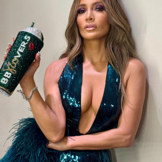 Jennifer Lopez instagram pic #480544