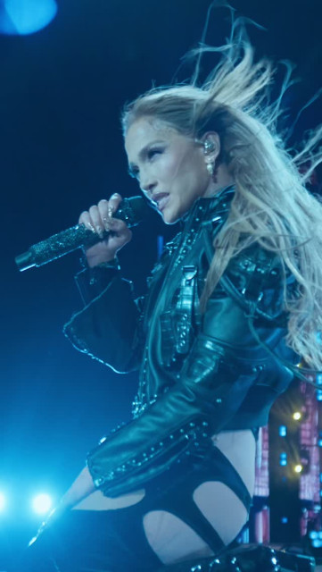 Jennifer Lopez instagram post 494236