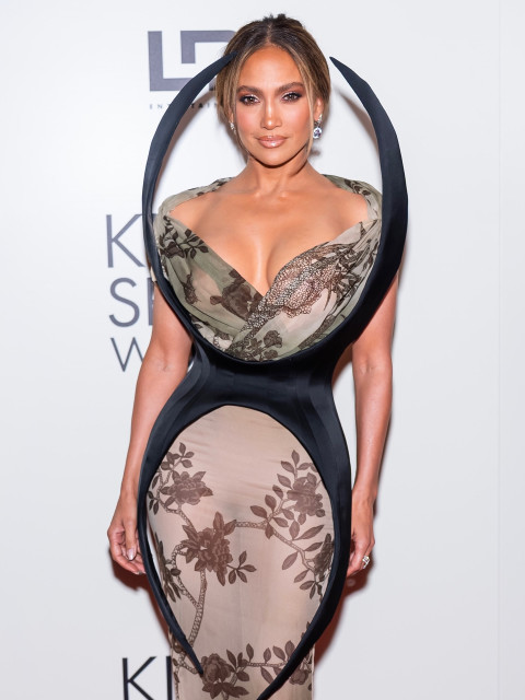 Jennifer Lopez instagram post 496379