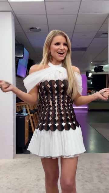 Jessica Simpson instagram post 496234