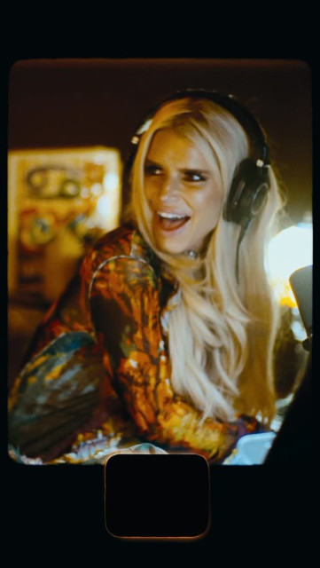 Jessica Simpson instagram post 497822