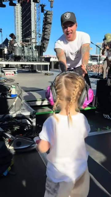 Josephine Skriver instagram post 496758