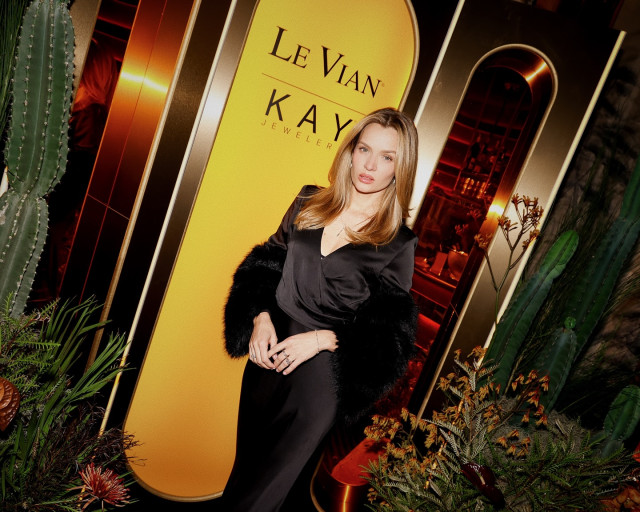 Josephine Skriver instagram post 497037