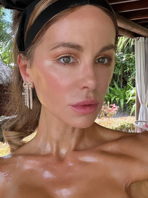 Kate Beckinsale instagram post 497891