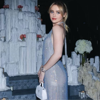 Kathryn Newton instagram pic #480238