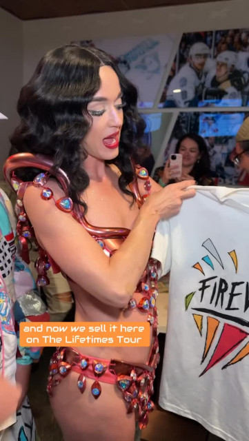 Katy Perry instagram post 493955