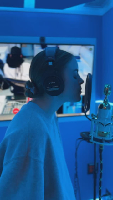 Kiiara instagram post 485361