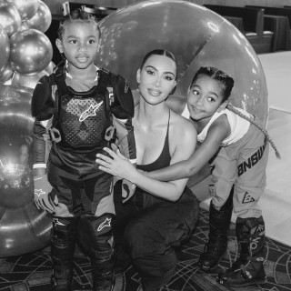 Kim Kardashian instagram pic #491276