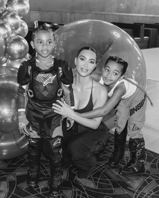 Kim Kardashian instagram post 491276