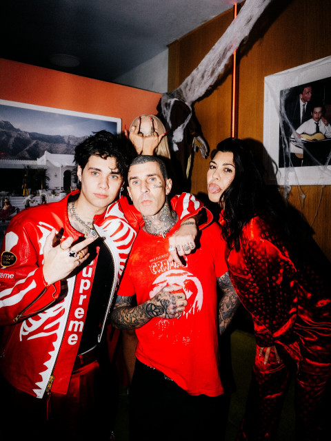 Kourtney Kardashian instagram post 496531