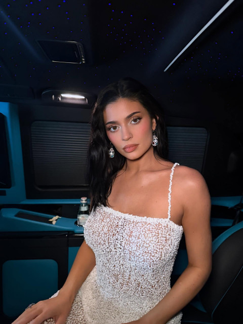 Kylie Jenner instagram post 496299