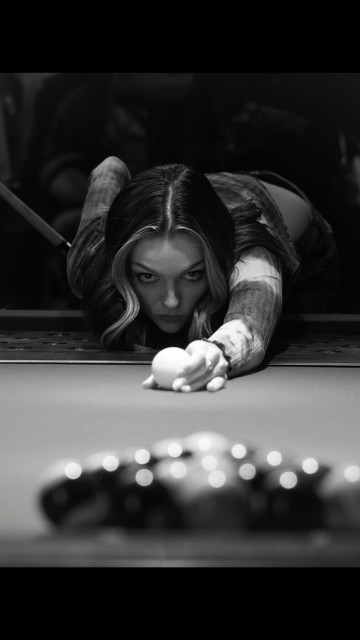Lili Simmons instagram post 460957