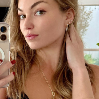 Lili Simmons instagram pic #482742