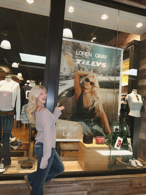 Loren Gray instagram post 496872