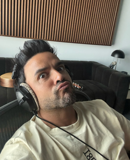 Luis Fonsi instagram post 492858
