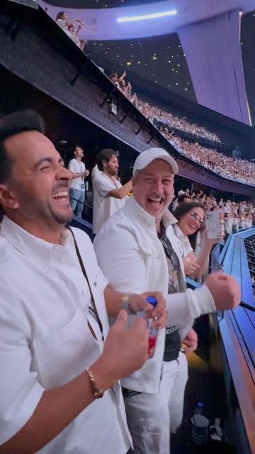 Luis Fonsi instagram post 494722