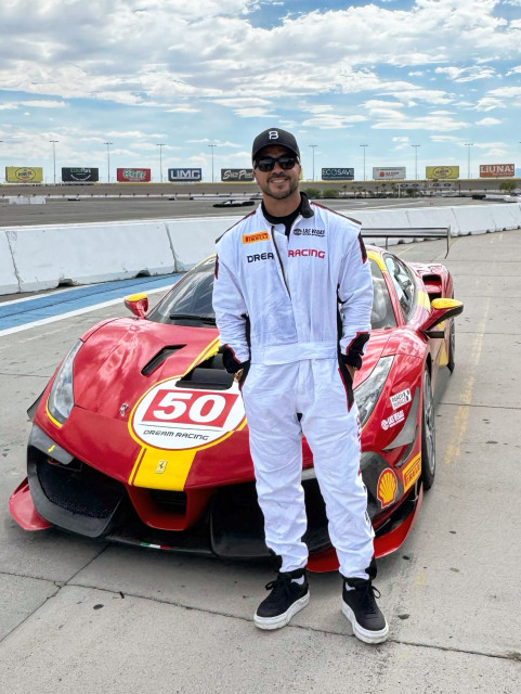 Luis Fonsi instagram post 494821